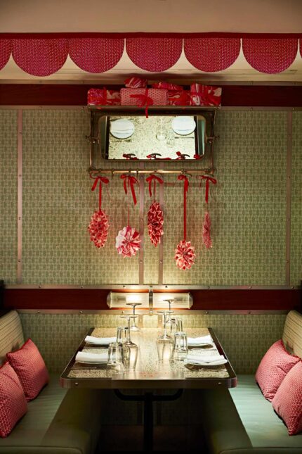 Picnic Hampers Basket Indian Restaurant Mayfair Piccadilly Maddox Street